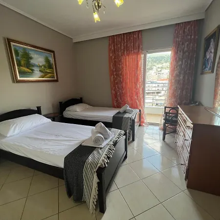 Center 1 Apartment *